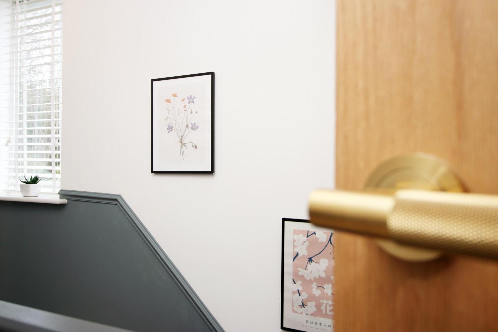 Stylish Home In Bath With Driveway Parking, 10Min From City Bagian luar foto